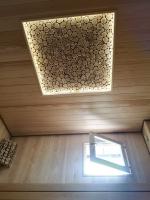 Продажа панно для бани и сауны 1000х1000 "можжевельник" 2d, шлиф., кв.м. в Ижевске  в интернет-магазине Vseizdereva